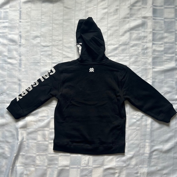 Might Wear Sports Calgary Flames Pull Over Black and Red Hoodie - Picture 9 of 10